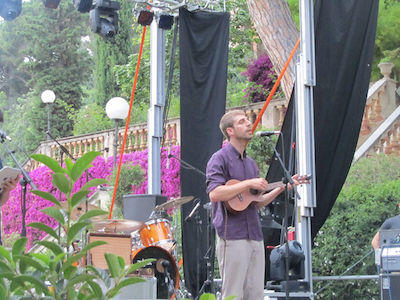 Concert de Manel al Passeig del Jardins de Cal Marqu�s. 2 de juliol de 2011