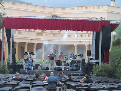 Concert de Manel al Passeig del Jardins de Cal Marqu�s. 2 de juliol de 2011