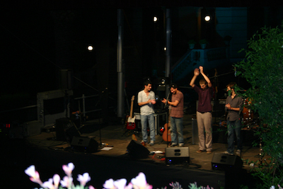Concert de Manel al Passeig del Jardins de Cal Marqu�s. 2 de juliol de 2011