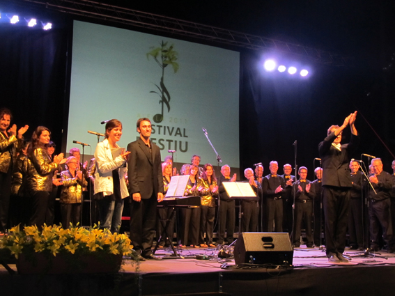 Concert Polif�nica Joia d'Alella al parc de Can Sors. 9 de juliol de 2011