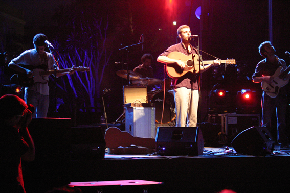 Concert de Manel al Passeig del Jardins de Cal Marqu�s. 2 de juliol de 2011