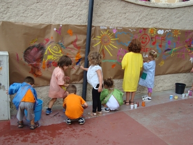 Pintem un mural a Can Lleonart