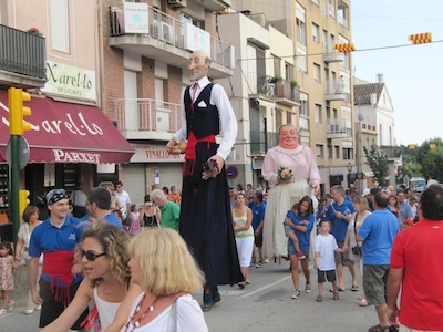 Cercavila amb la colla de Gegants, Capgrossos, Grallers i Timbalers d'Alella