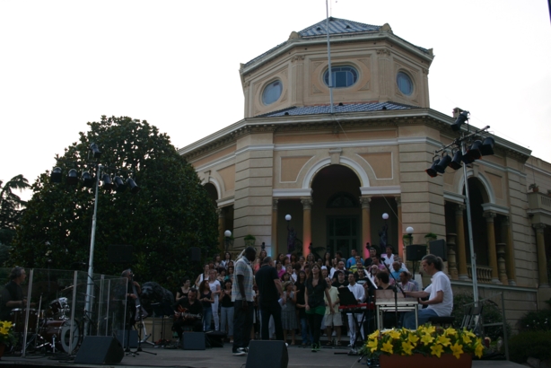 Gospel Viu! al Passeig dels Jardins del Cal Marqu�s