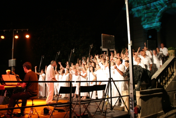 Gospel Viu! al Passeig dels Jardins del Cal Marqu�s