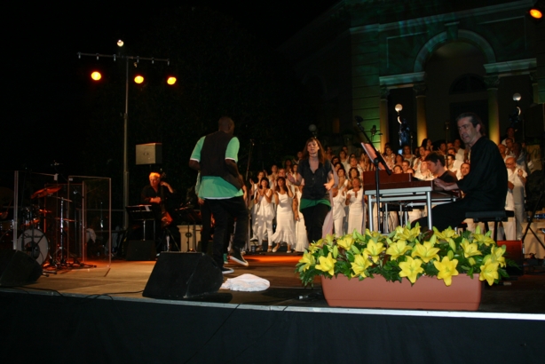 Gospel Viu! al Passeig dels Jardins del Cal Marqu�s