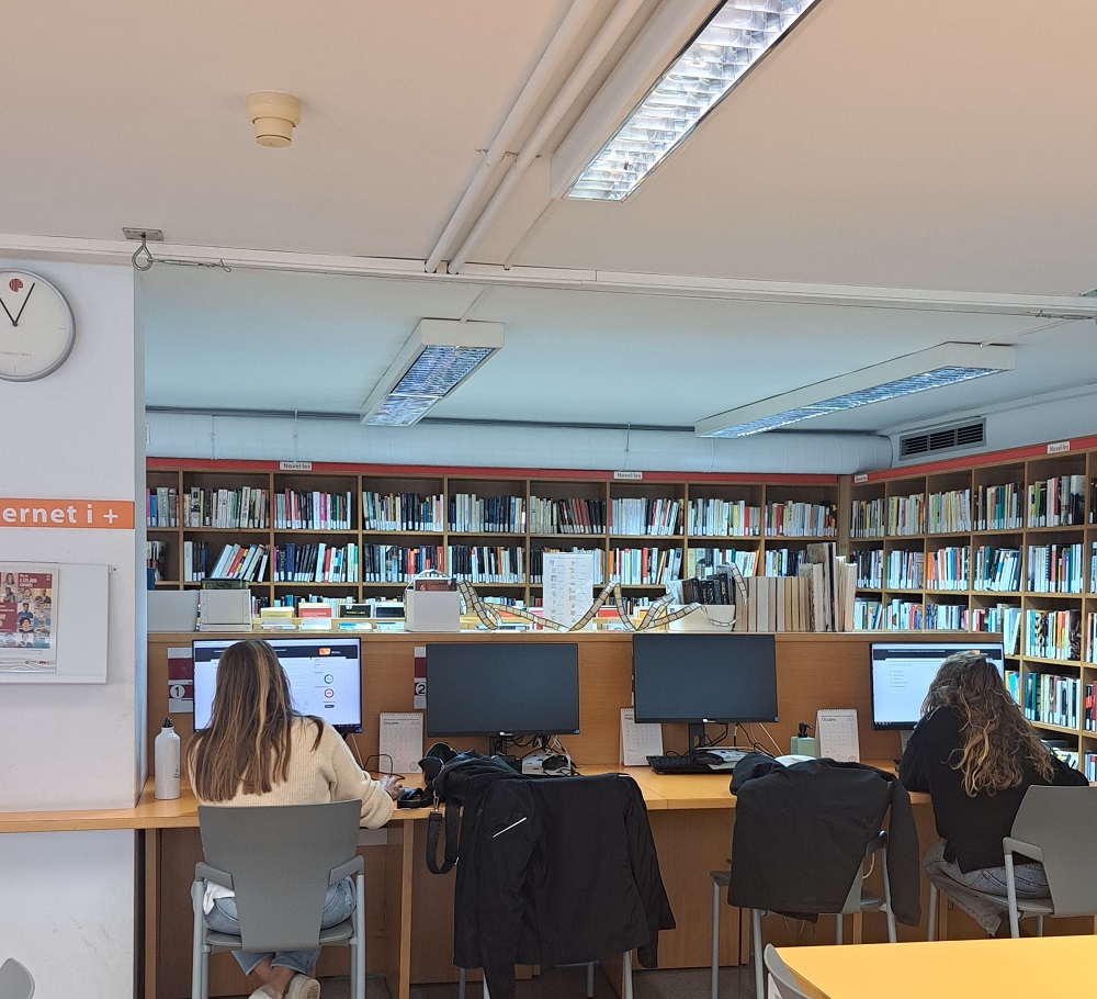 La Biblioteca Ferrer i Guàrdia s'estrena com a centre de proves del certificat ACTIC