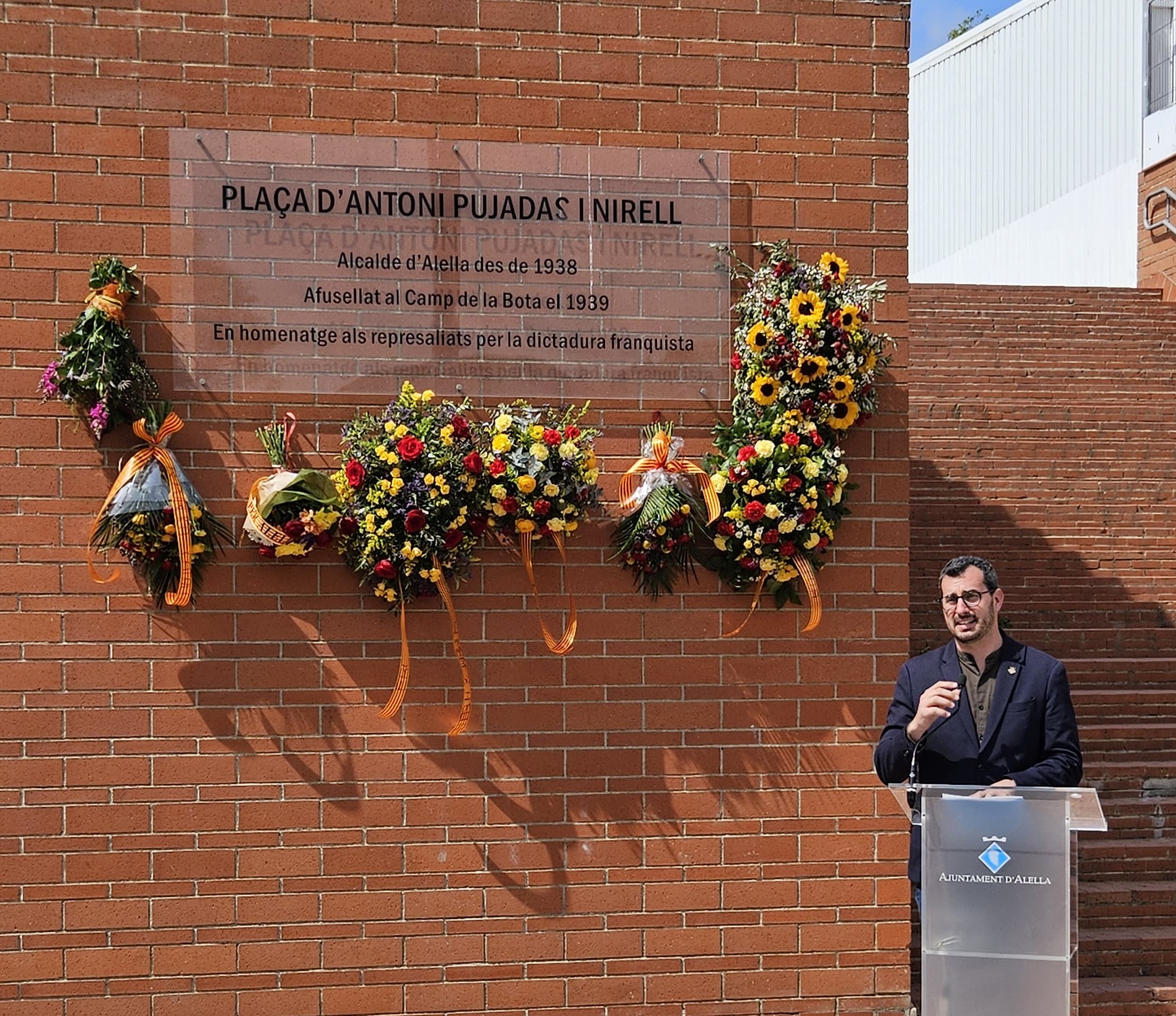 Homenatge a la Rep�blica