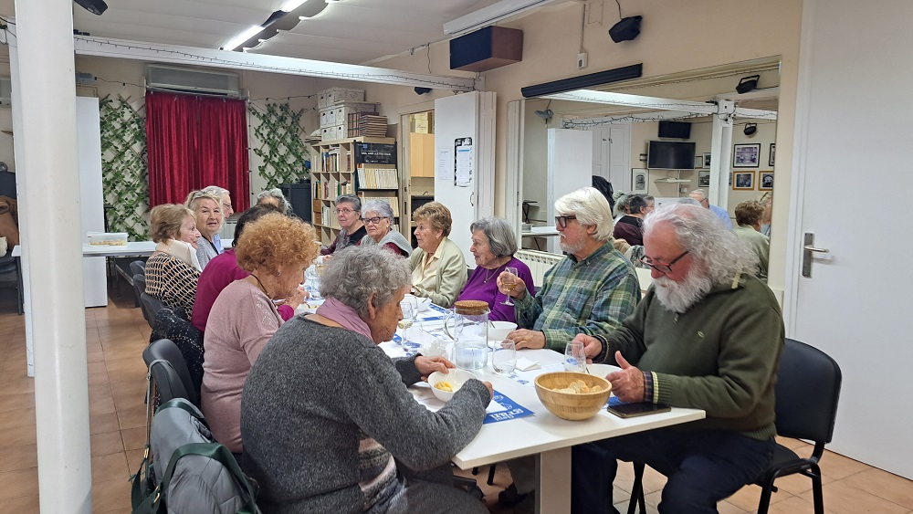 Àpats en companyia Àpats en companyia