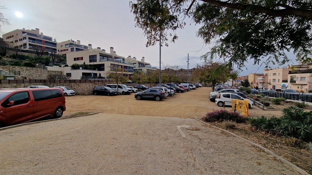 Enllestides les obres d'arranjament dels aparcaments de Can Calderó