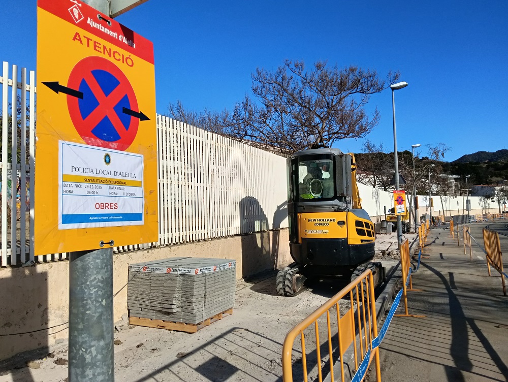 Obres vorera avinguda del Bosquet Obres vorera avinguda del Bosquet