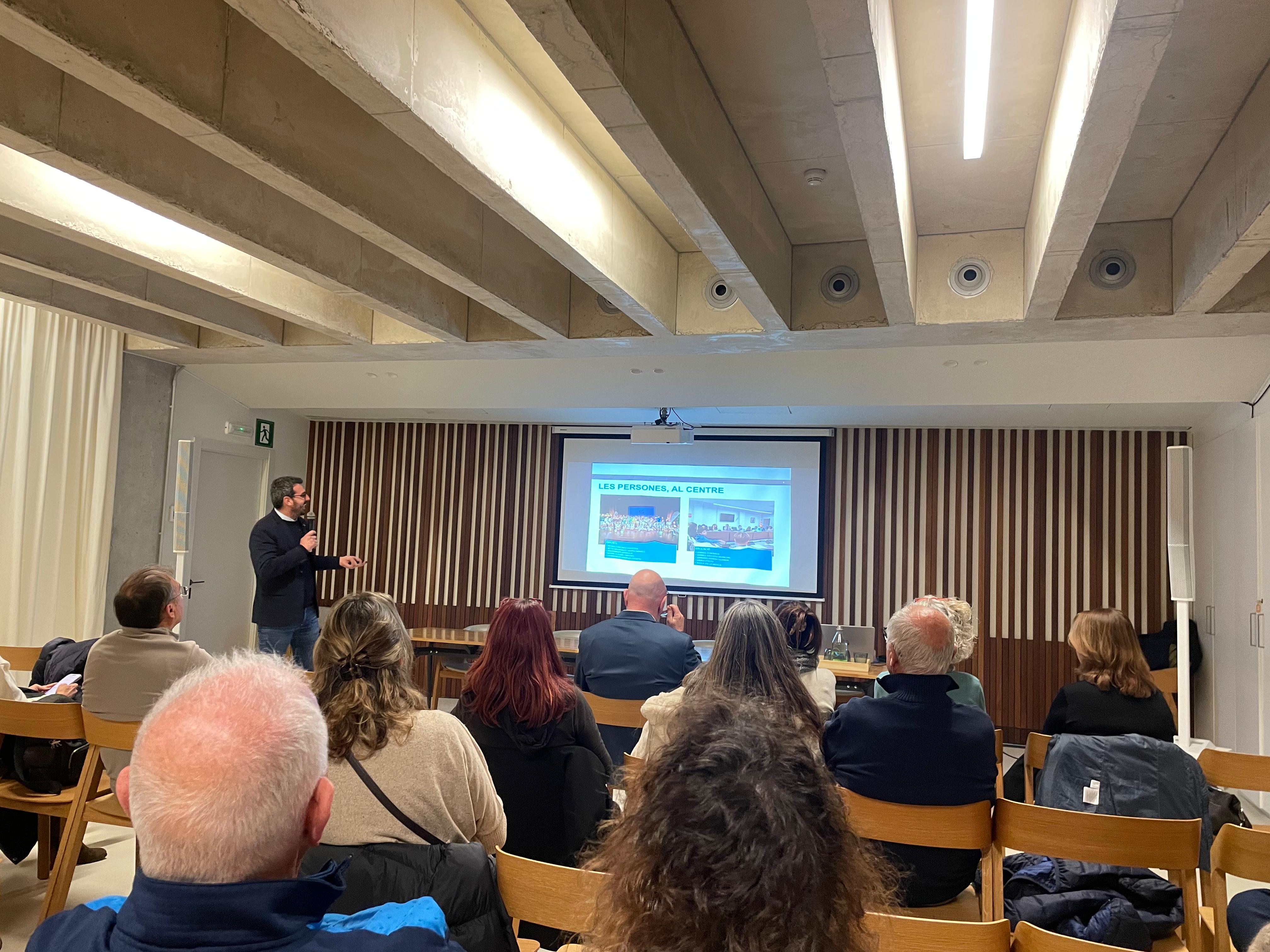 Audi�ncies de barri